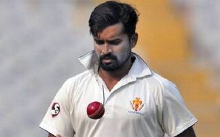 Vinay Kumar Becomes Highest Wicket-Taker Among Fast Bowlers in Ranji Trophy History