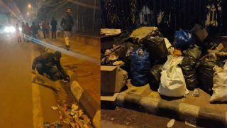CAA Row: Jamia Students Clean Roads at Night After Protests, Photos And Videos go Viral