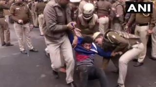 Trending News Today May 14, 2020: Delhi Riots: Police Sends Notice to Another Jamia Student Under UAPA, Calls For Interrogation Despite COVID-19 Case at Special Cell Headquarters