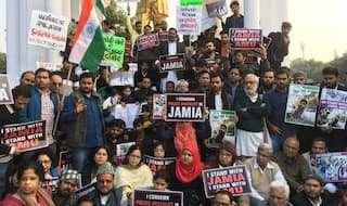 जामिया, एएमयू, नदवा और इंटिगरल यूनिवर्सिटी में हुई पुलिसिया हिंसा के खिलाफ राजधानी लखनऊ में हुआ जोरदार प्रदर्शन