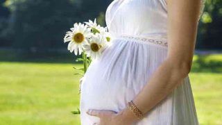 Doctor's Tips For Pregnant/ Conceiving Women to Stay Safe Amid COVID-19 Times | Exclusive