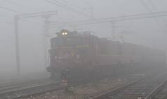 17 Delhi-bound Trains Delayed Due to Fog in North India