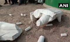 Gujarat: Statue of Mahatma Gandhi Vandalised in Amreli District, Case Registered