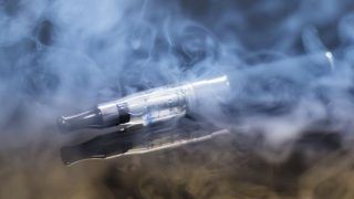 E-cigarette: Study Reveals Vaping May Cause Breathing Problem in Teenagers
