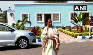 Delhi Vidhan sabha Election Result 2020 LIVE : ममता बनर्जी ने अरविंद केजरीवाल को बधाई दी, कहा वादे पूरे करने वालों को मिलता है फल