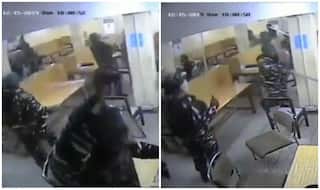 Jamia Video War Gets Murkier as Fresh CCTV Footage Shows Protesters Throwing Stones at Delhi Police
