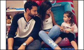 Siddhant Chaturvedi Continues to Troll Ananya Panday, Latter Reacts as he Calls Her 'Aunty'