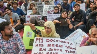 केरल सरकार का बड़ा फैसला, नागरिकता कानून और सबरीमाला मामले को लेकर प्रदर्शनकारियों के खिलाफ मुकदमे वापस होंगे