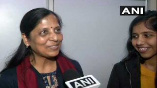 Delhi Vidhan sabha Election Result 2020: केजरीवाल की पत्‍नी सुनीता ने कहा- जन्मदिन पर अब तक का सबसे शानदार तोहफा