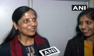 Delhi Vidhan sabha Election Result 2020: केजरीवाल की पत्‍नी सुनीता ने कहा- जन्मदिन पर अब तक का सबसे शानदार तोहफा