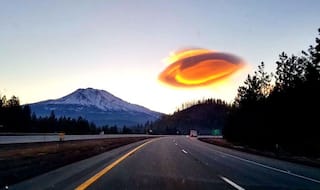 Unidentified Flying Object (UFO): क्या आसमान में दिखते हैं एलियंस स्पेसक्राफ्ट, अमेरिकी सरकार पेश करेगी खुफिया रिपोर्ट