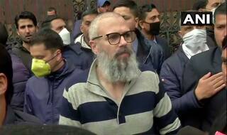 उमर अब्दुल्ला का सत्यपाल मलिक पर निशाना, बोले- 'ये सिर्फ नाम के सत्य हैं, हमेशा झूठ बोलते हैं'