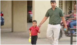 Pune Man Who Adopted A Child With Down Syndrome to Get 'Best Mommy of the World' Award