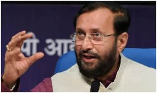 प्रकाश जावड़ेकर का प्रदूषण के खिलाफ ऐलान-ए-जंग, पराली की समस्या का निकलेगा समाधान