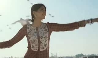 Delhi Metro Trolls Masakali 2.0 as They Laud The Original Track, Sonam Kapoor Leaves Heart Emoji