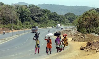 Over 30 Migrants Injured in Road Accident in West Bengal, Released After Preliminary Treatment