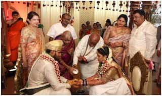 लॉकडाउन की उड़ी धज्जियां: पूर्व CM कुमारस्वामी के बेटे की हुई शादी, कई VIP पहुंचे, कर्नाटक में बढ़ा कोरोना