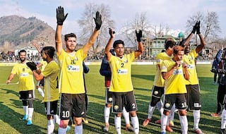 Real Kashmir FC Distribute Essential Equipment In Fight Against COVID-19