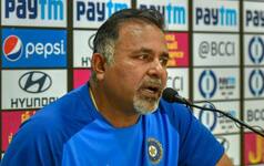 Saliva Ban in Cricket: India Bowling Coach Backs Use of 'External Substance' to Shine Ball