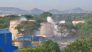 Vizag Gas Leak: फैक्‍ट्री प्रबंधन के खिलाफ आपराधिक केस दर्ज, 11 लोगों की मौत
