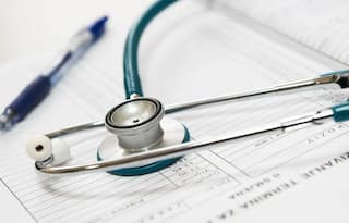 Covid-19: Sikh Doctors in UK Removed For Refusing to Shave Beards, Launch Campaign