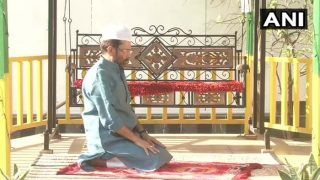 Eid ul Fitr 2020 : आज बंद रहेगी जामा मस्जिद, केंद्रीय मंत्री मुख्तार अब्बास नक़वी ने घर पर ही अदा की नमाज