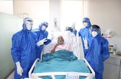 97-Year-Old Agra Man Defeats Coronavirus, DM Says 'His Recovery Comes As a Ray of Hope'
