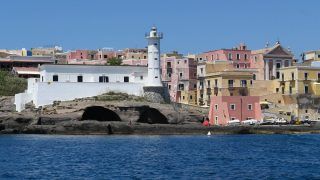 Italy's Tourism Sector Needs New Strategy to Recover After COVID-19 Crisis