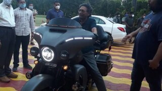 'Rockstar CJI': Photo Of Chief Justice Bobde On A Harley Davidson Bike Goes Viral, Netizens Love His 'Stylish & Suave' Avatar