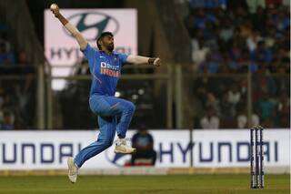 India Bowling Coach Explains Why he Didn't Change Bumrah's Unconventional Bowling Action
