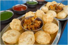 Bad News For Those Craving 'Pani Puri' As Kanpur Bans Sale of 'Golgappas' Fearing Covid-19 Spread