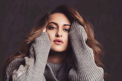 Full Stop to Cyber Bullying: Sonakshi Sinha Joins Top Cop-Cyber Experts to Raise Awareness on Legal Consequences of Trolls' Actions