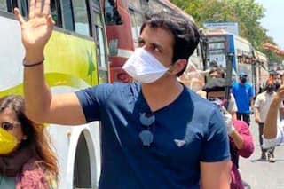 Sonu Sood Now Stands up Against Domestic Violence, to Share Real Stories of Women on Twitter to Create Awareness