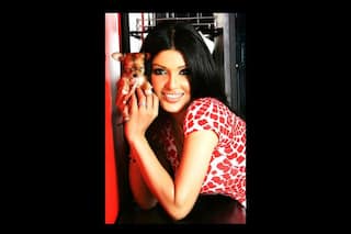 Bigg Boss 13 Contestant Koena Mitra Reports YouTube Account That Uploads Adult Content in Her Name, Says 'Not a Fan-Club'