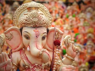 Ganesh Chaturthi 2020: गाय के गोबर से बनाए गए गौरी-गणेश, पर्यावरण संरक्षण का संदेश
