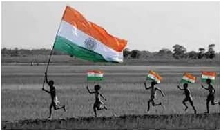 Happy Independence Day 2021 Wishes in Hindi: स्वतंत्रता दिवस पर परिवार, दोस्त व स्वजनों को भजें ये मैसेजेस
