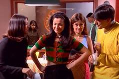 No Kidding! Did You Know There is Desi Version of American Sitcom F.R.I.E.N.D.S Titled 'Hello Friends' That Aired in 1999