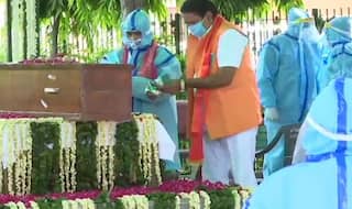 Nation Bids Farewell to Pranab Mukherjee, Former President Laid to Rest With Full State Honours