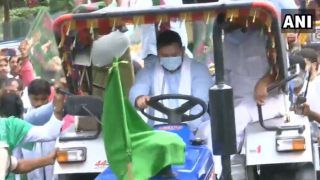 कृषि बिल के खिलाफ पटना की सड़कों पर ट्रैक्टर लेकर उतरे तेजस्वी, पप्पू यादव