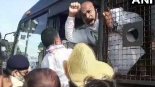 Karnataka Bandh: Police Detain Congress, JD(S) Workers Protesting Against Farm Laws; CM Yediyurappa Says Doors of APMC Still Open