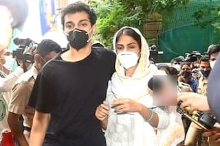 Rhea Chakraborty's Brother Showik Gets Bail in Drugs Case Related to SSR Death Probe