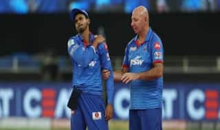 श्रेयस अय्यर के कंधे में दर्द है, चोट के बारे में बाद में पता चलेगा: शिखर धवन