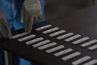 This New COVID-19 Test Can Detect Infection Under 5 Minutes And it Uses Paper!