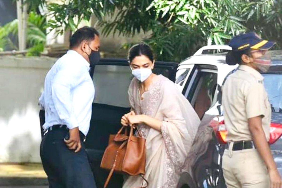 Bollywood star Deepika Padukone questioned by India's narcotics