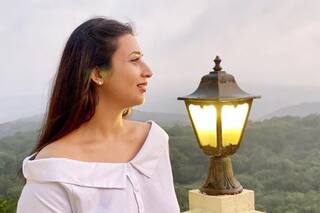 ‘Don’t Try To Be a Hero’! Divyanka Tripathi Gives Befitting Reply To Troll Who Asked Her To Learn To Live Sans Makeup