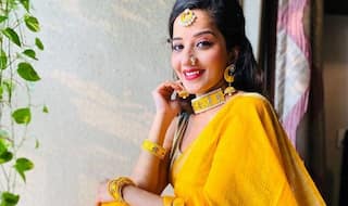 पीली 'धूप' पहनकर जब निकली मोनालिसा, मचल उठे भंवरे, इश्क़ की गलियों में कई दीवाने निकले