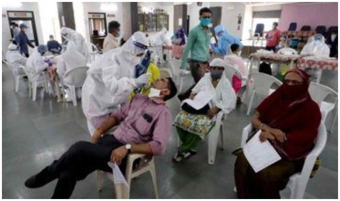 Coronavirus Updates: देश में संक्रमितों का आंकड़ा 70 लाख के पार पहुंचा, अब  तक 1 लाख 8 हजार से ज्यादा की मौत - Covid india live updates in hindi indias  covid tally