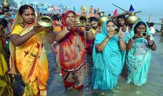 Chhath Puja 2020: UP Govt Issues Advisory, Urges Devotees to Perform Rituals at Their Homes