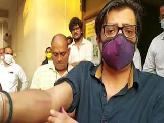 रिपब्लिक टीवी के एडिटर-इन-चीफ अर्नब गोस्वामी को 14 दिनों की न्यायिक हिरासत में भेजा गया
