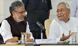 Bihar NDA Meeting Updates: नीतीश कुमार ने राज्यपाल से मिलकर सरकार बनाने का दावा किया पेश, कल बिहार के CM पद की लेंगे शपथ